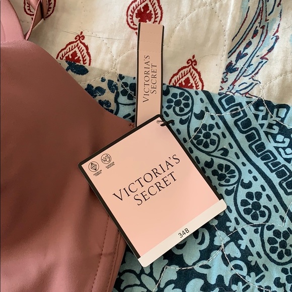 Victoria Secret Front Close Sports Bra - Picture 3 of 11